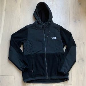 ✨ North Face Jacket in Black ✨